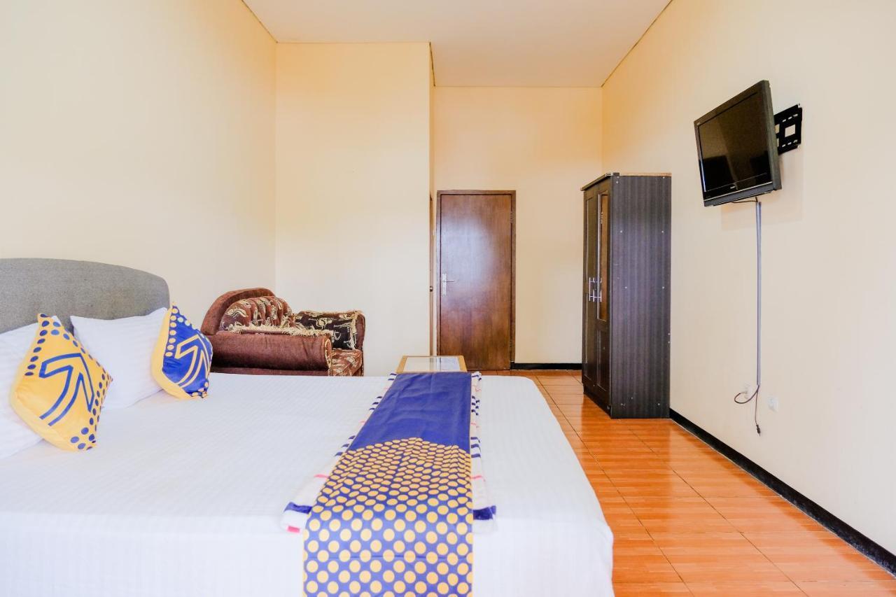 Spot On 2448 Hotel Tlogorejo 2 Ngebel Esterno foto